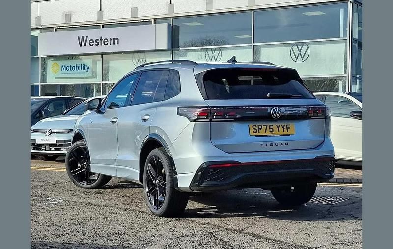 Used VW Tiguan R-line 147 HP (108 kW) 2025 Silver SUV