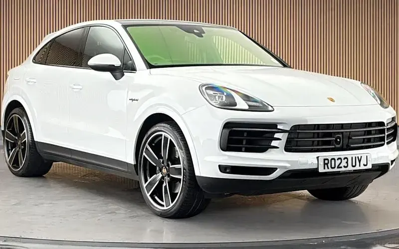 Used Porsche Cayenne Platinum Edition 462 HP (339 kW) 2022 SUV