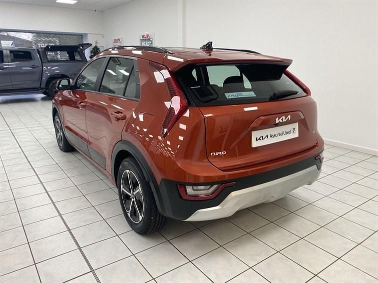 Used Kia Niro 2023 Orange SUV