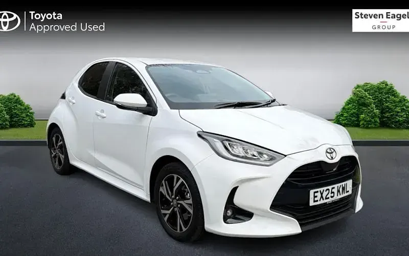 Used Toyota Yaris Design 116 HP (85 kW) 2025 Hatchback