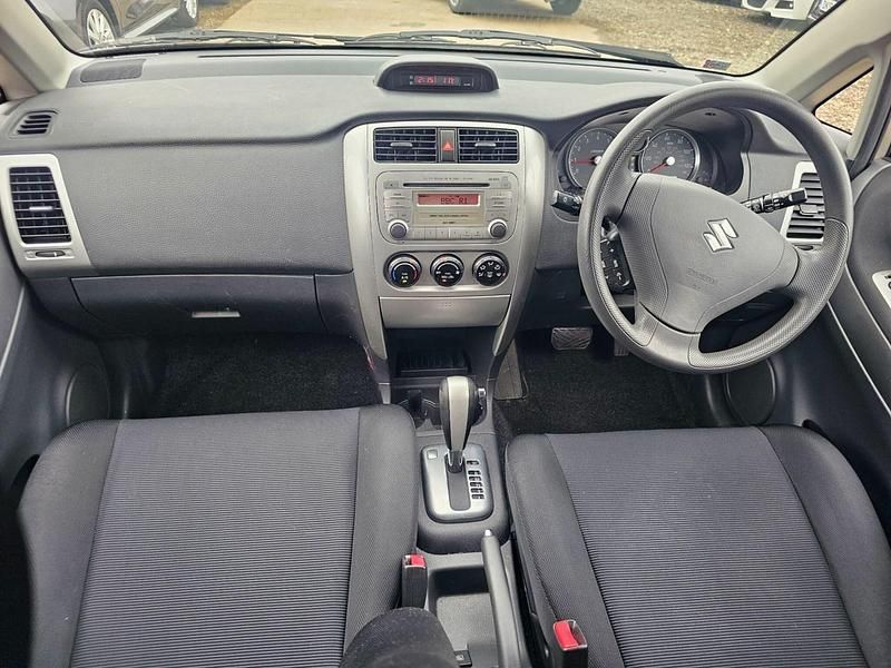 Used Suzuki Liana GLX 107 HP (78 kW) 2006 Beige Hatchback