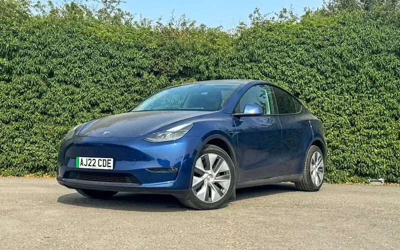 Used Tesla Model Y Long Range AWD 286 kW (389 HP) 2025 SUV