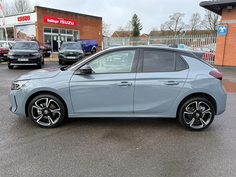 Second-hand Vauxhall Corsa Ultimate 134 CP (98 kW) 2025 Gri Hatchback
