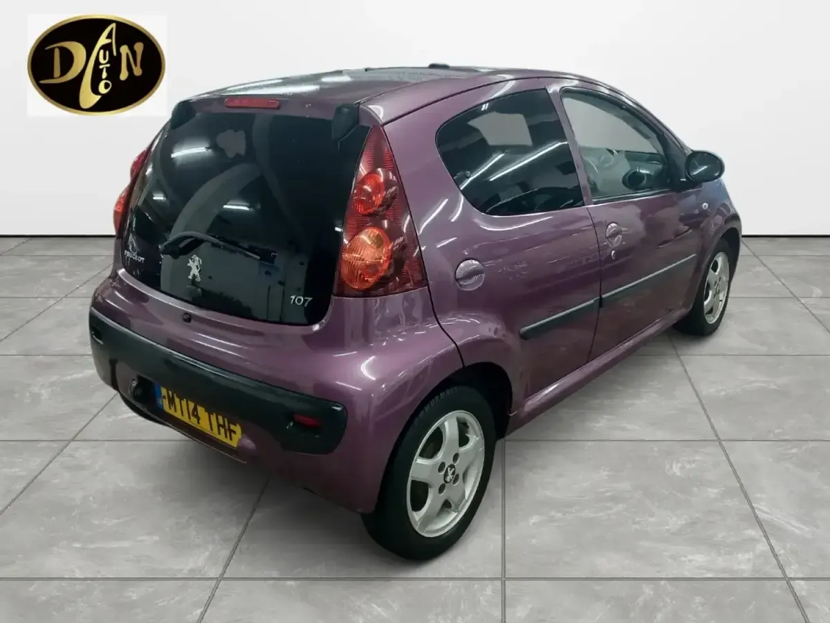 Used Peugeot 107 Allure 68 HP (50 kW) 2014 Purple Hatchback