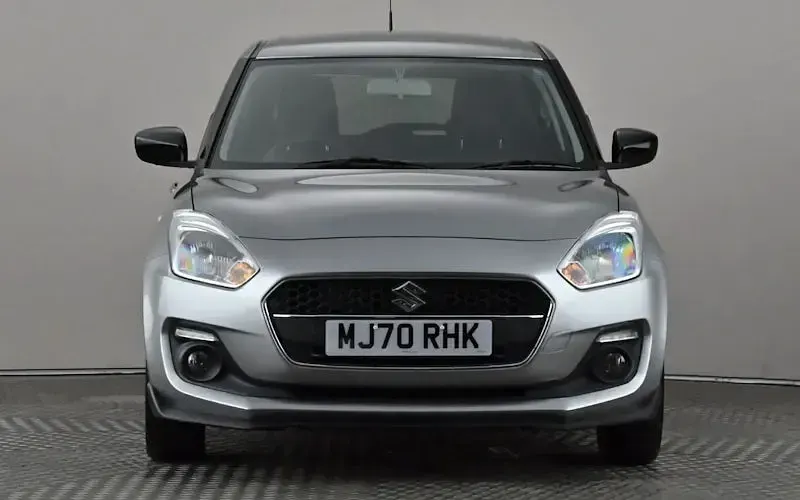 Used Suzuki Swift 90 HP (66 kW) 2020 Silver Hatchback