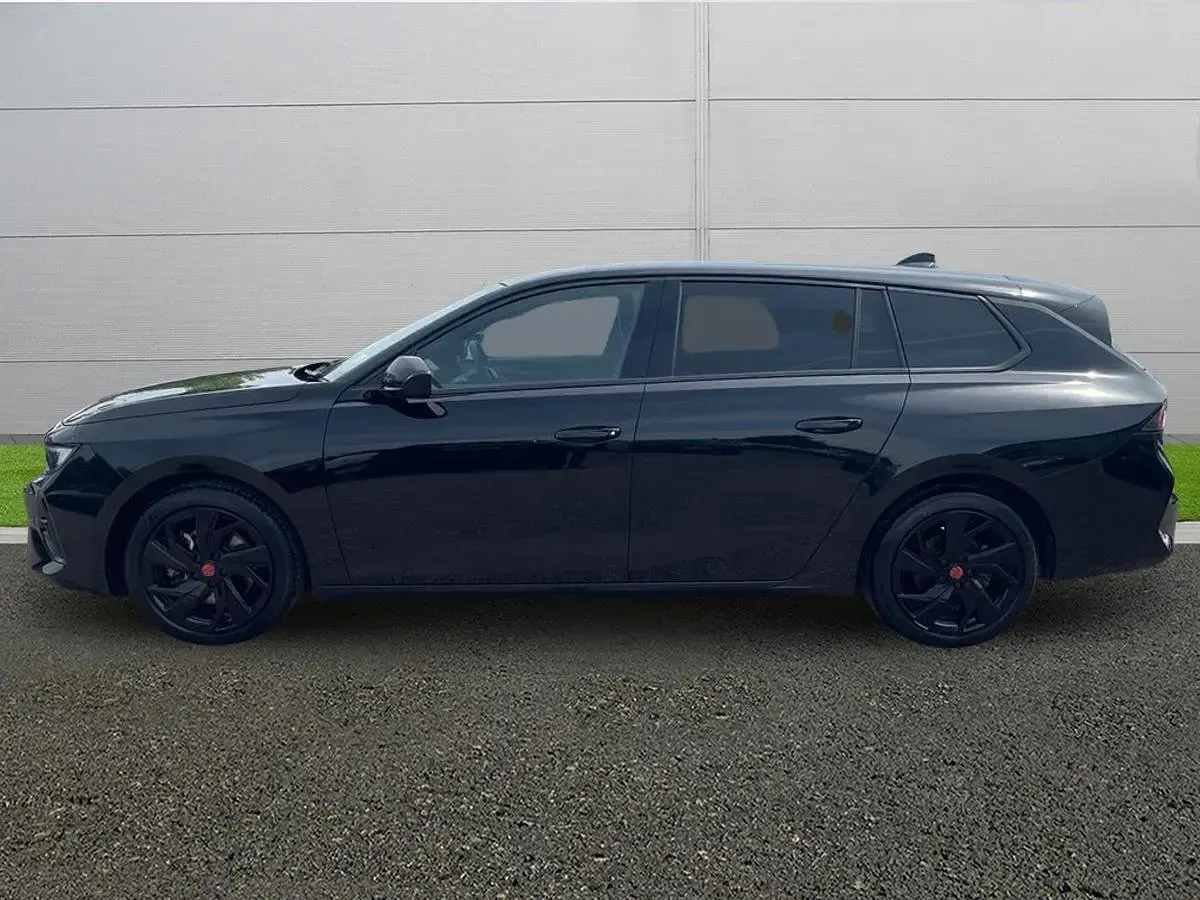Used Vauxhall Astra 130 HP (95 kW) 2024 Black Estate
