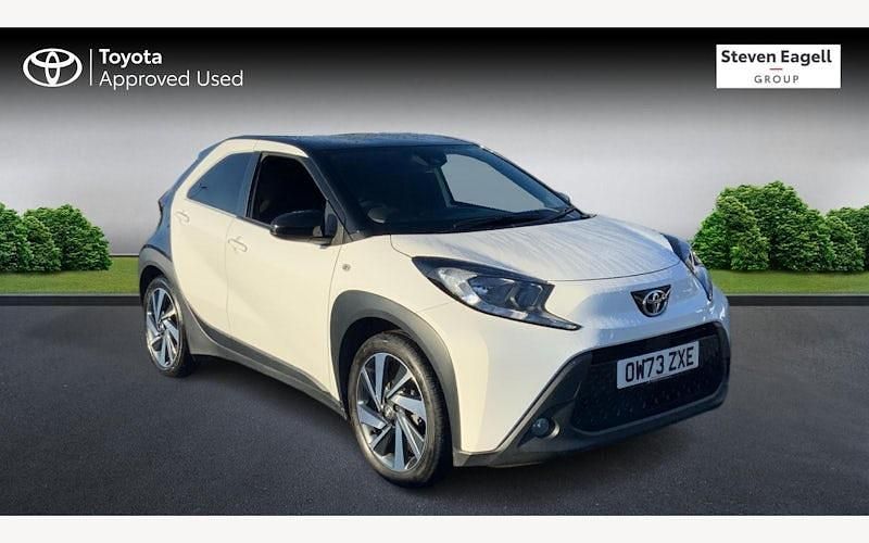 Used 2025 Toyota Aygo X SUV | £13,127 (Good price) - Image 1/3