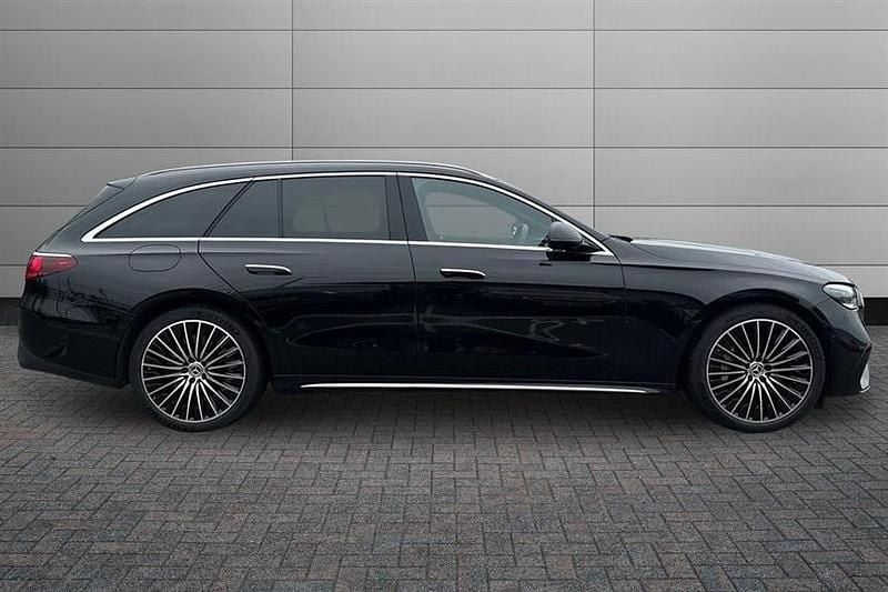 Used Mercedes E300 AMG Line Premium Plus 313 HP (230 kW) 2025 Black Estate