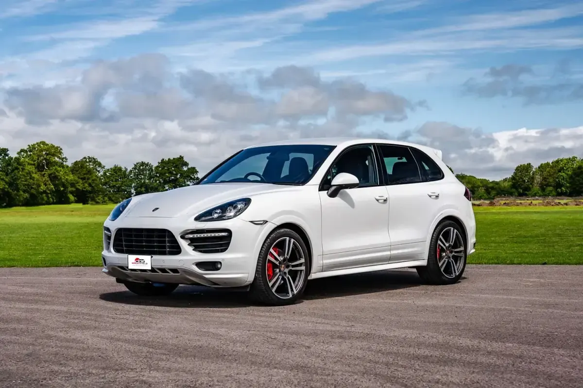 Used Porsche Cayenne GTS 420 HP (308 kW) 2026 White SUV