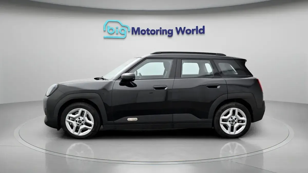 New Mini Aceman Classic 160 kW (218 HP) 2025 Black SUV