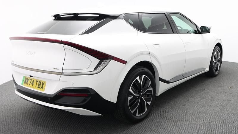 Used Kia EV6 GT-Line 166 kW (226 HP) 2024 White pearl SUV