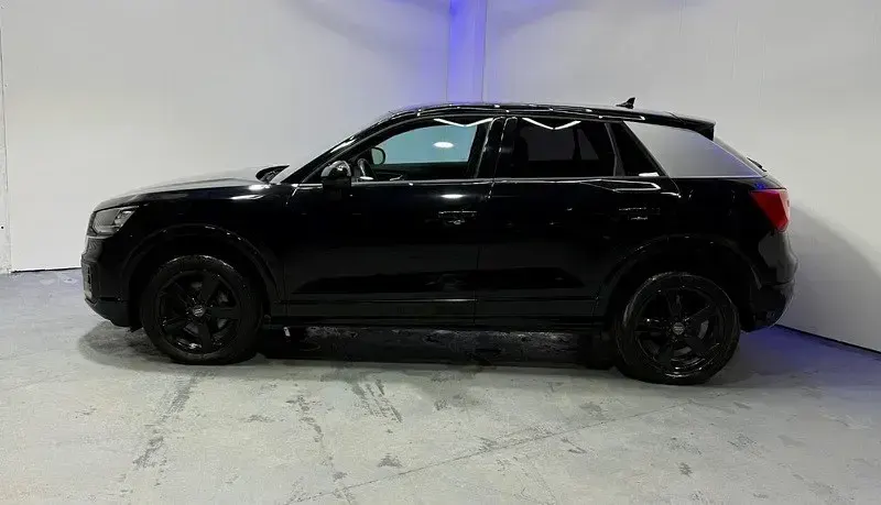 Usado Audi Q2 Sport 150 CV (110 kW) 2017 Negro SUV