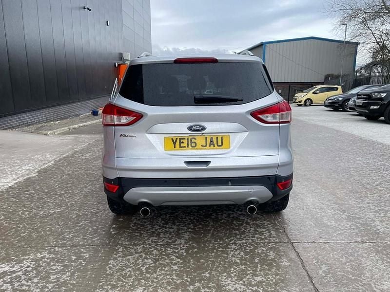 Used Ford Kuga Zetec 150 HP (110 kW) 2016 Silver SUV