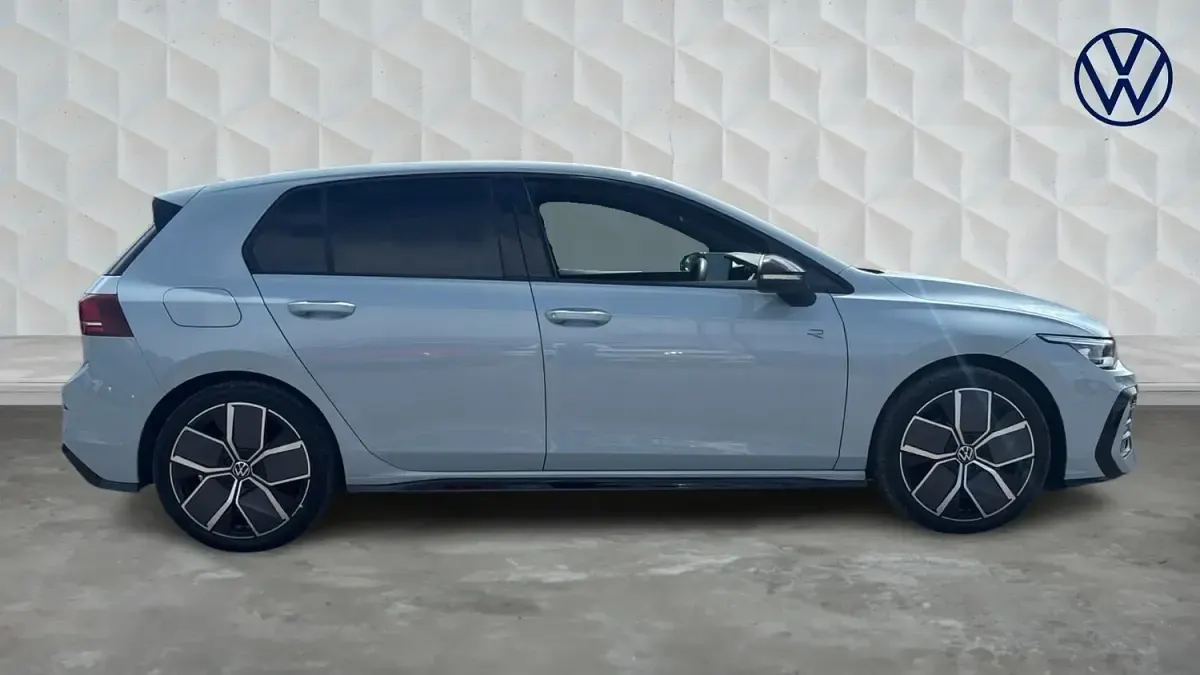 Used VW Golf VIII R-line 2026 Blue Hatchback