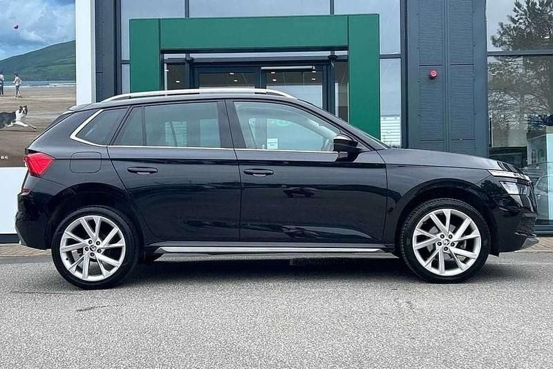 Used Skoda Kamiq SE L Executive 147 HP (108 kW) 2023 Black magic pearl effect SUV