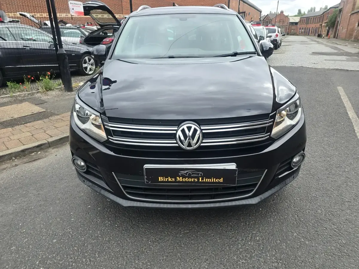 Used VW Tiguan SE 170 HP (125 kW) 2012 Black SUV