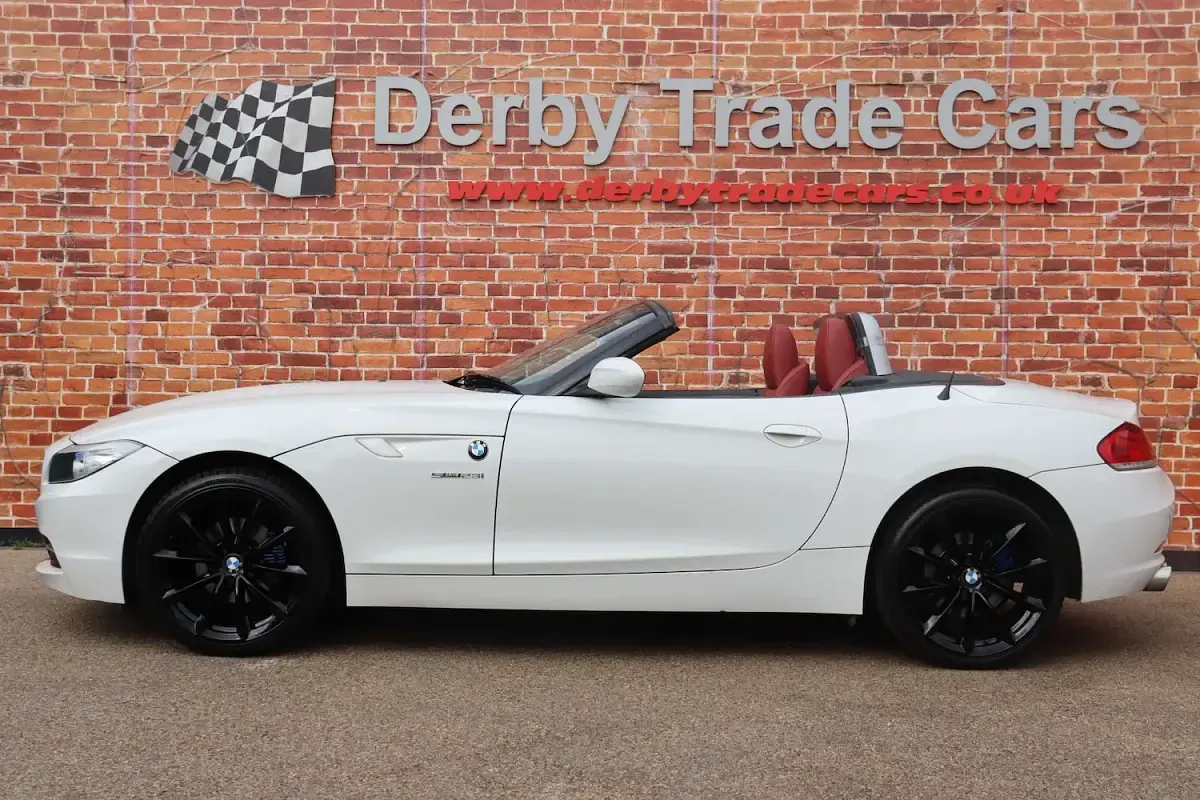 Used BMW Z4 Exclusive 2011 White Cabriolet
