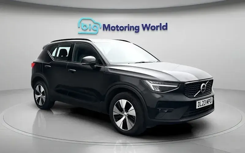 Used Volvo XC40 Plus 211 HP (155 kW) 2023 Black SUV