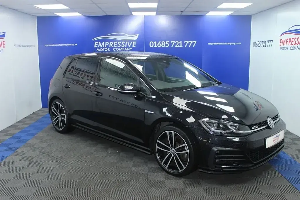Second-hand VW Golf VII GTD 184 CP (135 kW) 2019 Negru Hatchback