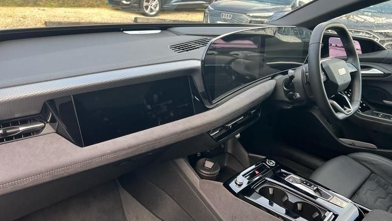 Used Audi A6 e-tron Performance 269 kW (367 HP) 2025 Grey  Estate