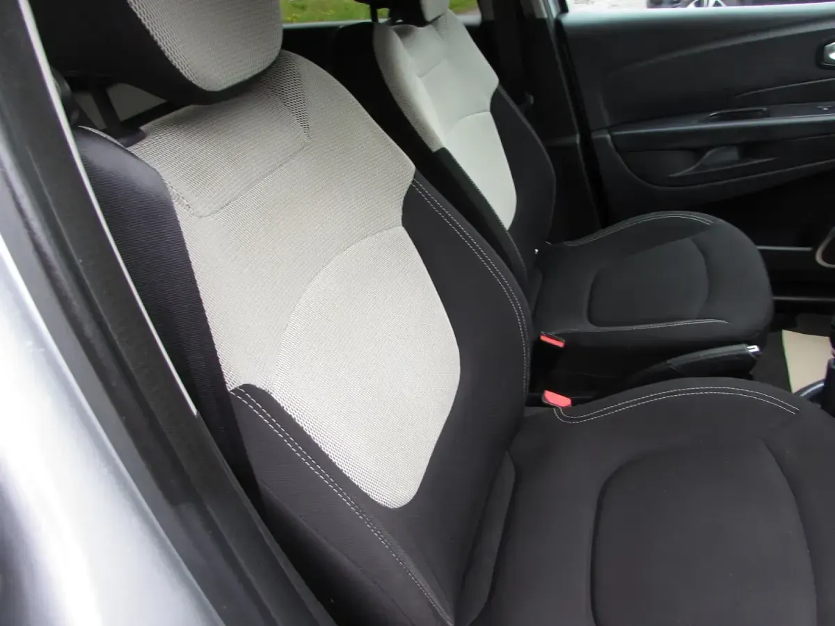 Used Renault Captur Iconic 2019 Silver SUV