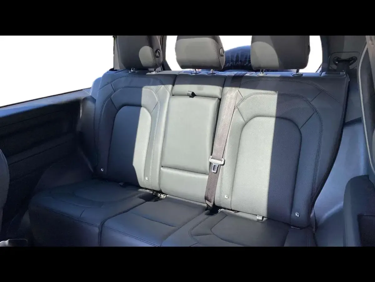 Usado Land Rover Defender HSE Dynamic 2024 Verde SUV