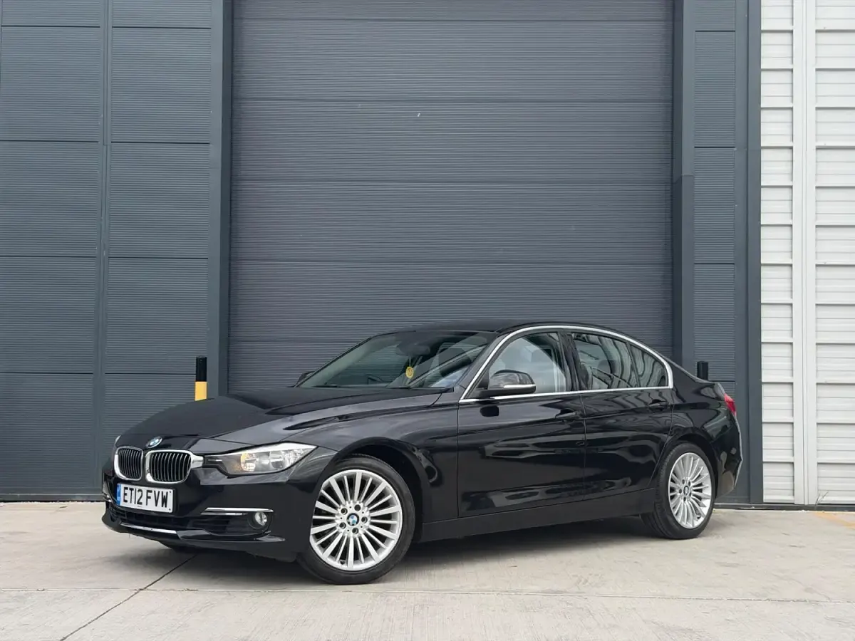 Used BMW 320 Luxury Line 181 HP (133 kW) 2012 Black Sedan