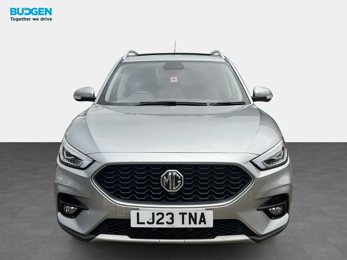 Used MG ZS Exclusive 111 HP (81 kW) 2023 Silver SUV