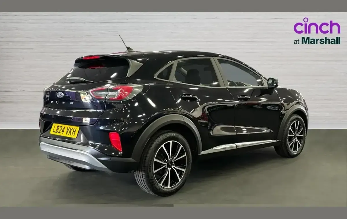 Usado Ford Puma Titanium 125 HP (91 kW) 2024 Preto SUV