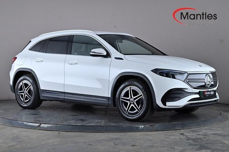 White Used 2022 Mercedes 250 AMG line SUV | £20,695 (Fair price) - Image 1/4