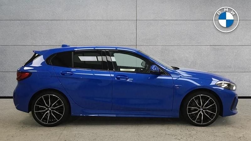 Used BMW 118 M Sport 134 HP (98 kW) 2023 Blue Hatchback