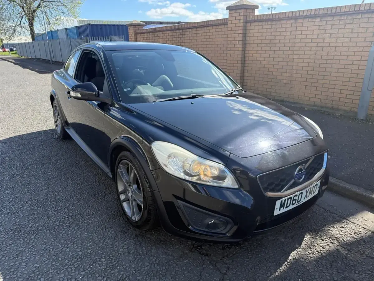 Usado Volvo C30 SE 2010 Preto Citadino