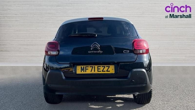 Begagnad Citroën C3 PureTech 83 HK (61 kW) 2021 Svart Halvkombi