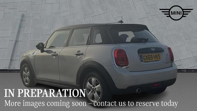 Used Mini Cooper Classic 134 HP (98 kW) 2019 Silver Hatchback