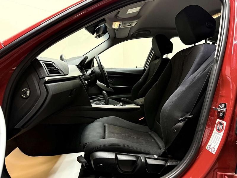 Used BMW 328 2012 Red Sedan