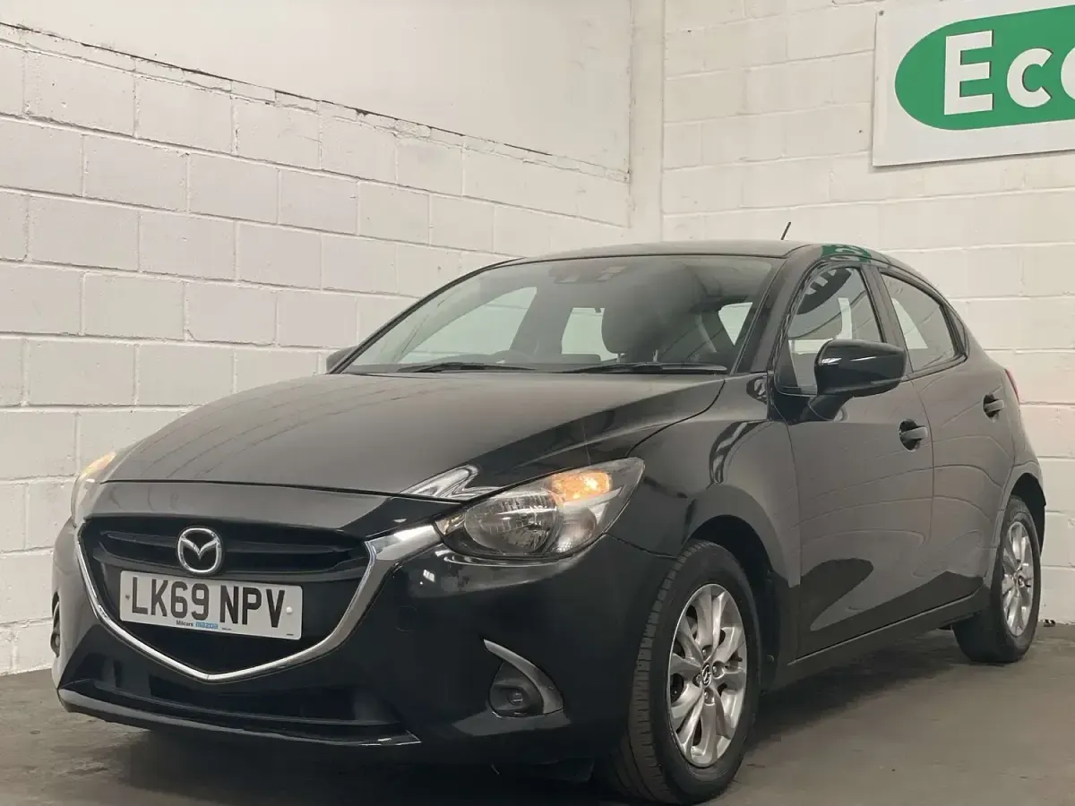 Used Mazda 2 90 HP (66 kW) 2019 Black Hatchback