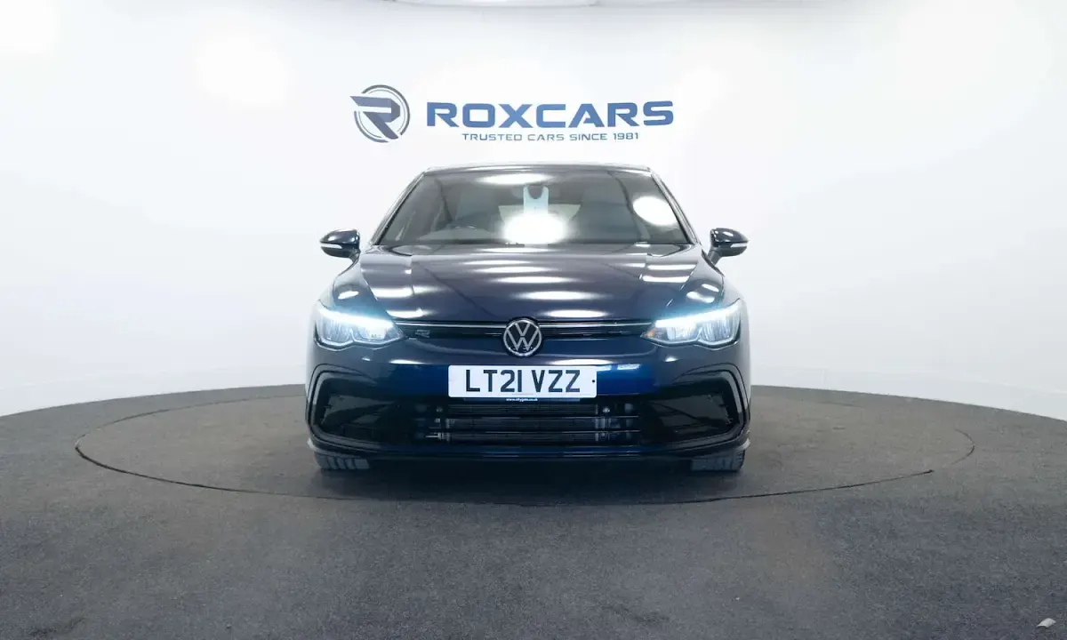 Used VW Golf VIII R-line 150 HP (110 kW) 2021 Blue Hatchback