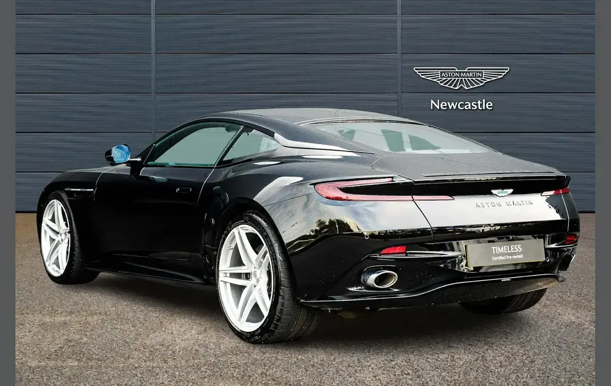 Used Aston Martin DB12 670 HP (492 kW) 2025 Black Coupe