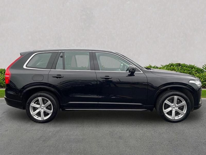 Used Volvo XC90 Core 250 HP (183 kW) 2023 Black SUV