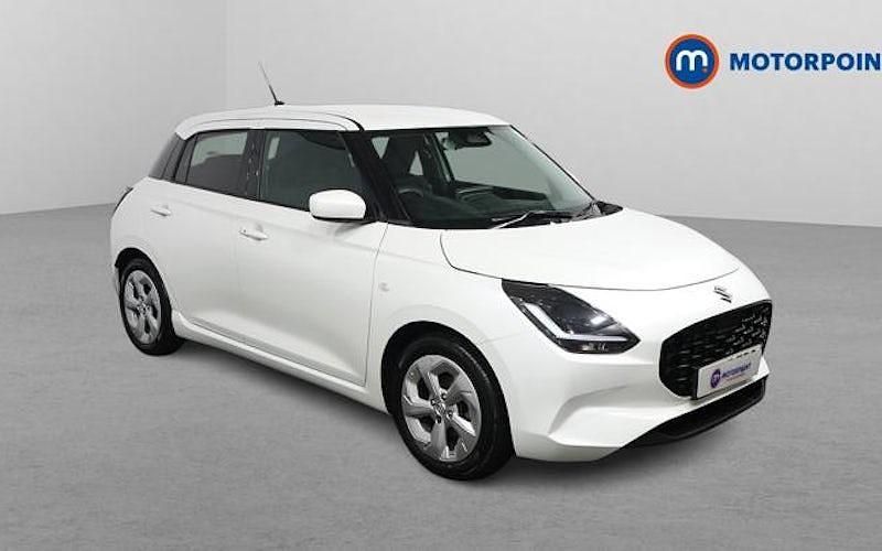 Used Suzuki Swift 82 HP (60 kW) 2025 White Hatchback