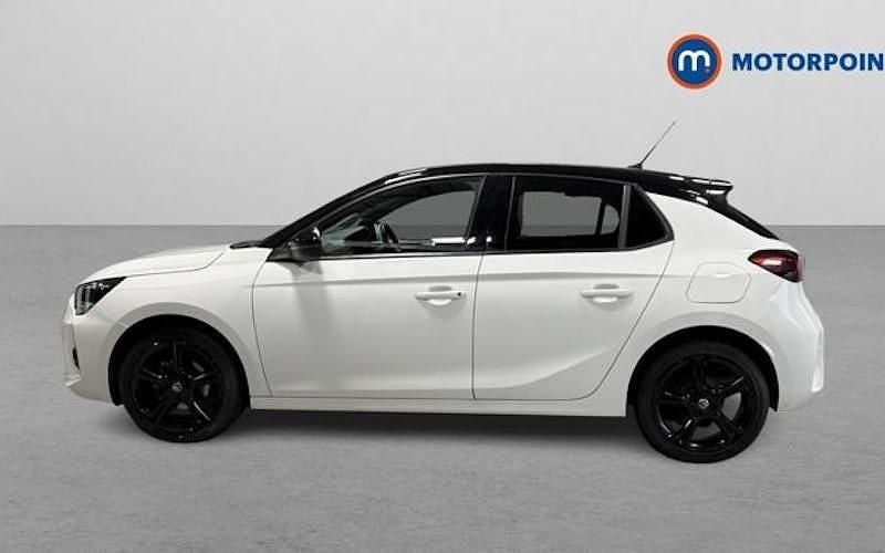 Used Vauxhall Corsa 75 HP (55 kW) 2023 White Hatchback