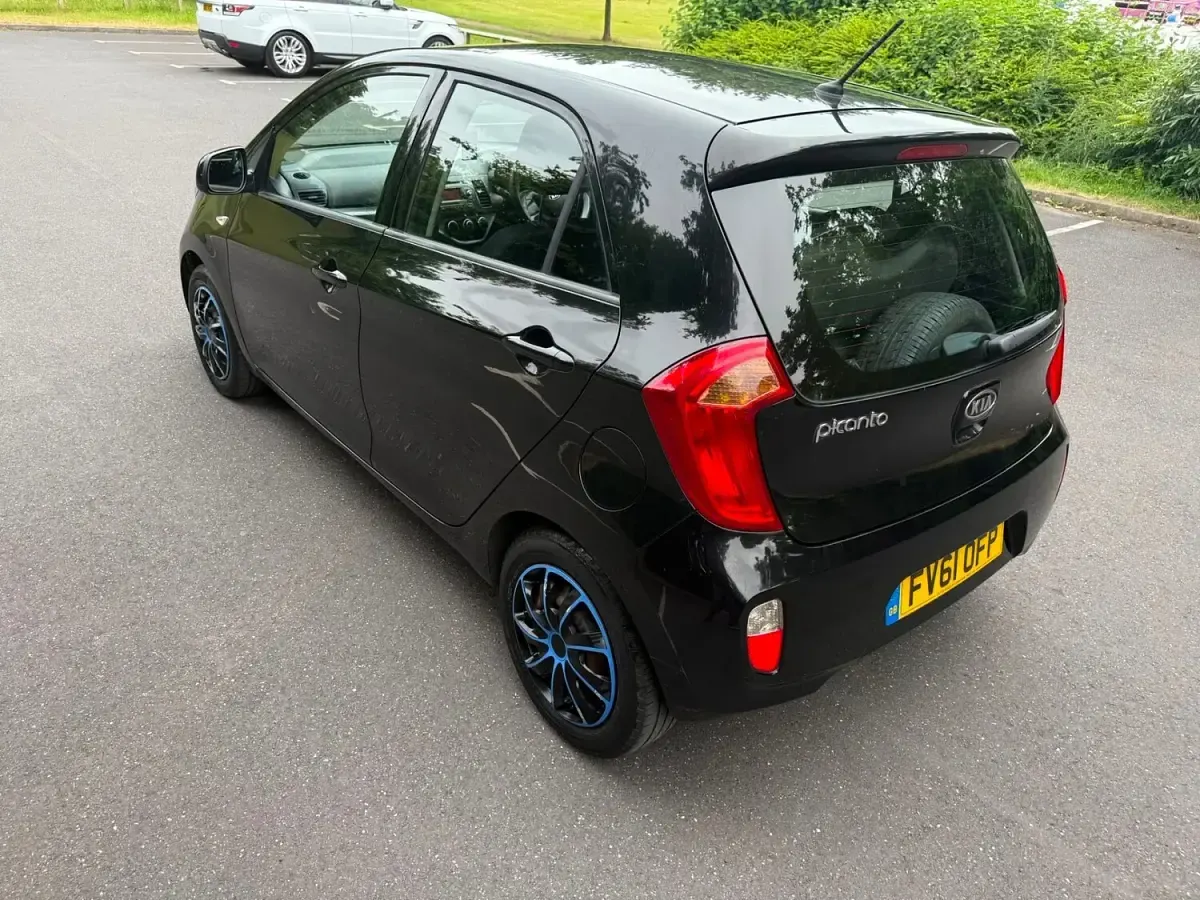 Used Kia Picanto Air 2011 Black Hatchback