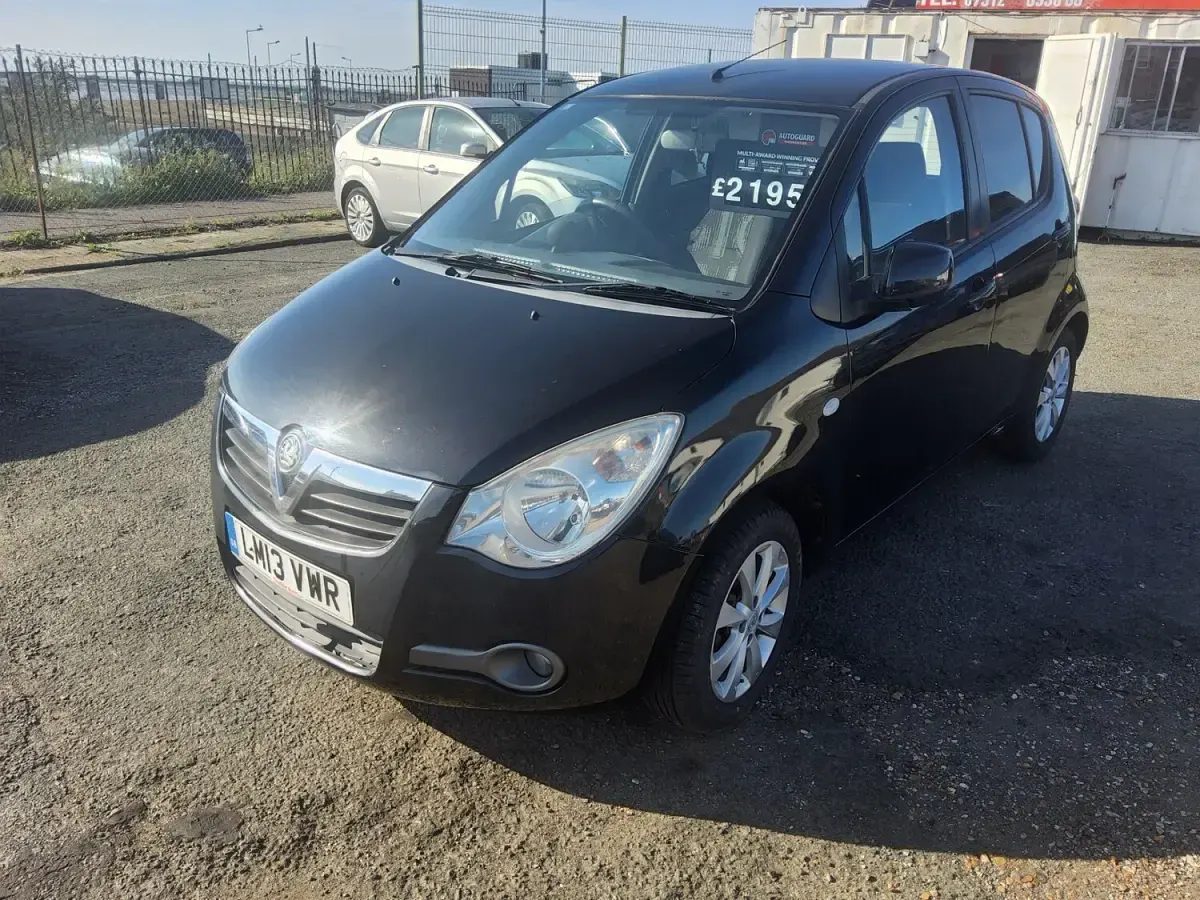 Used Vauxhall Agila 94 HP (69 kW) 2013 Black MPV