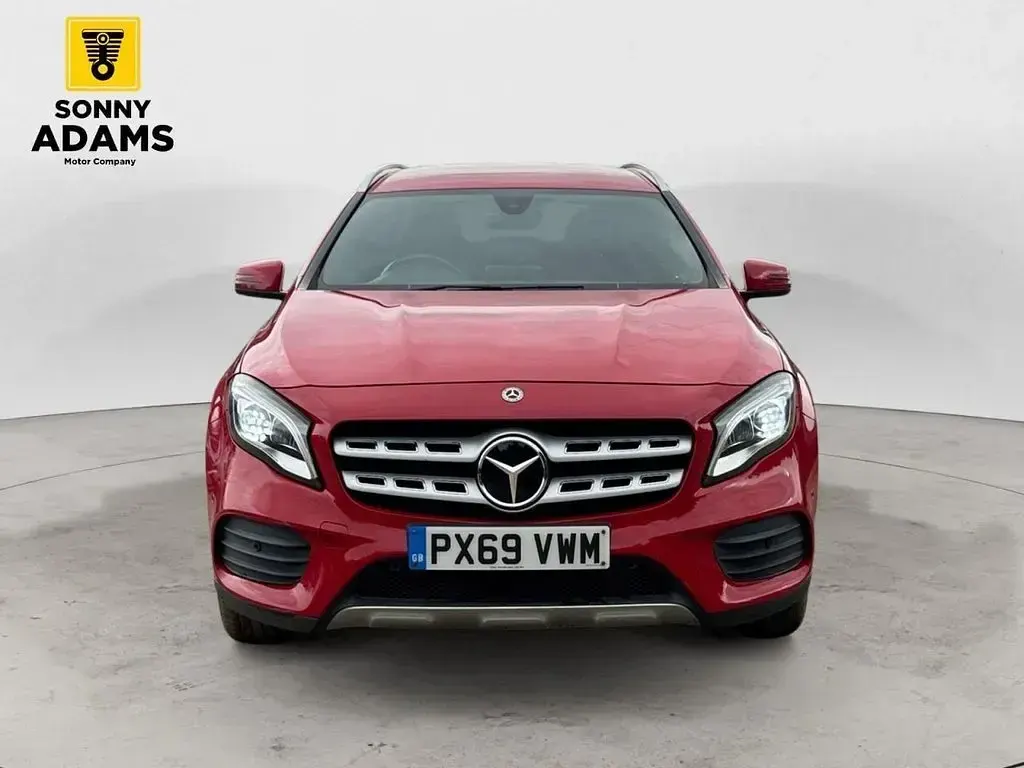 Used Mercedes GLA200 AMG line 156 HP (114 kW) 2019 Red SUV