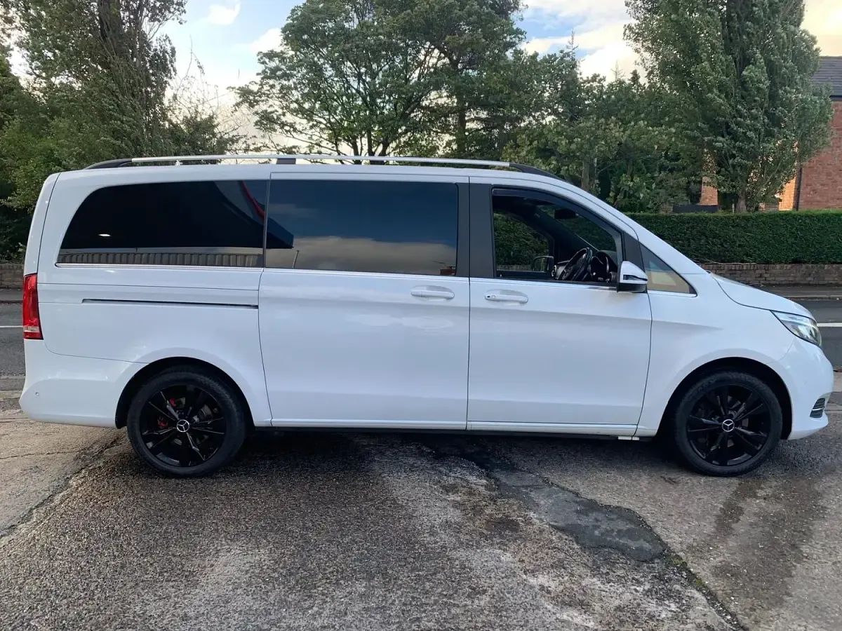 Used Mercedes V220 163 HP (119 kW) 2016 White MPV