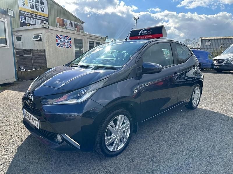 Used Toyota Aygo x-press 2014 Blue Hatchback