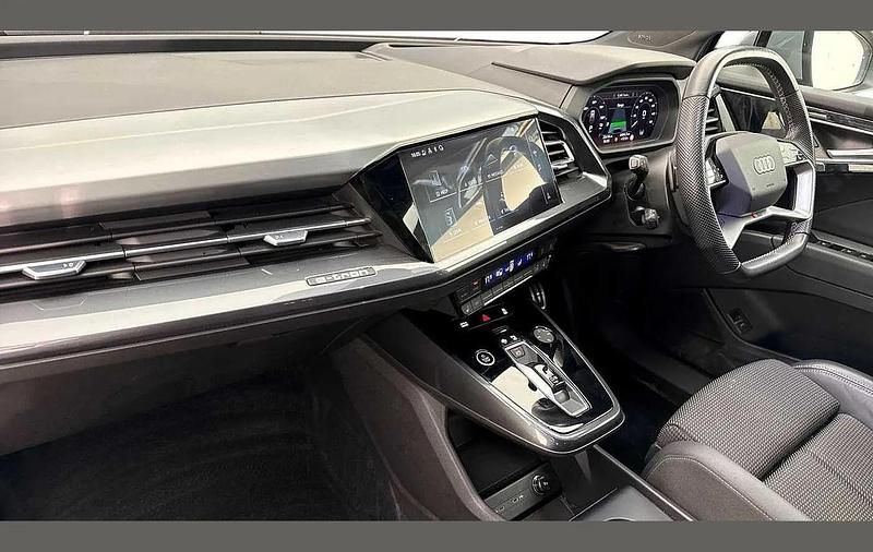 Used Audi Q4 e-tron S-Line 125 kW (170 HP) 2022 Grey SUV