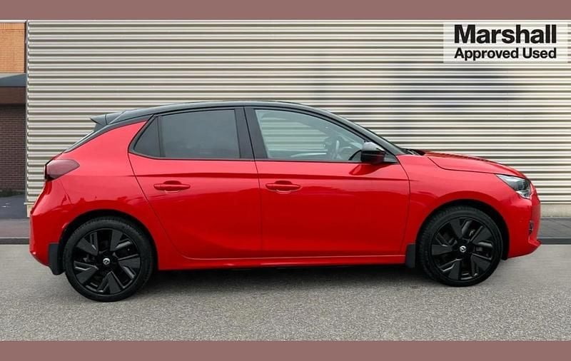 Used Vauxhall Corsa-e Edition 100 kW (136 HP) 2022 Red Hatchback