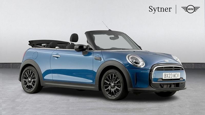 Blue Used 2023 Mini Cooper Classic Hatchback | £19,750 (Fair price) - Image 1/4