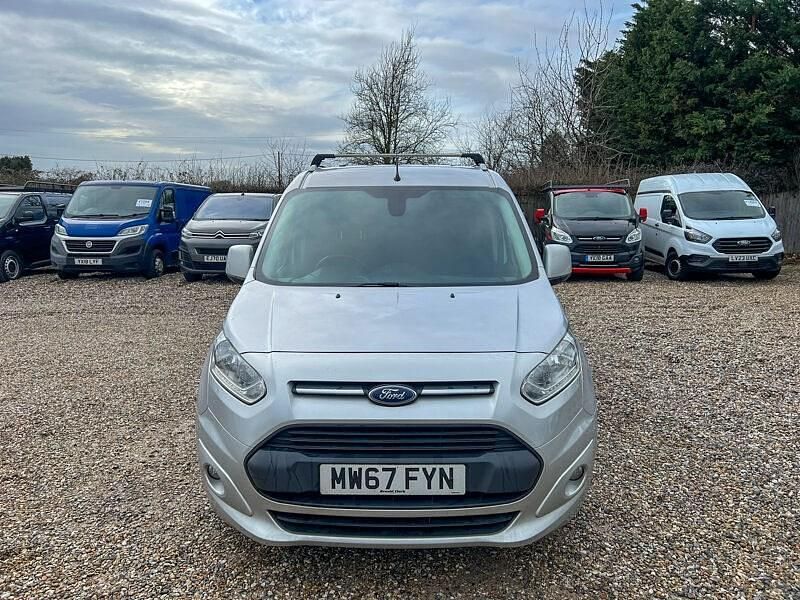Used Ford Transit Connect Limited 120 HP (88 kW) 2018 Silver MPV